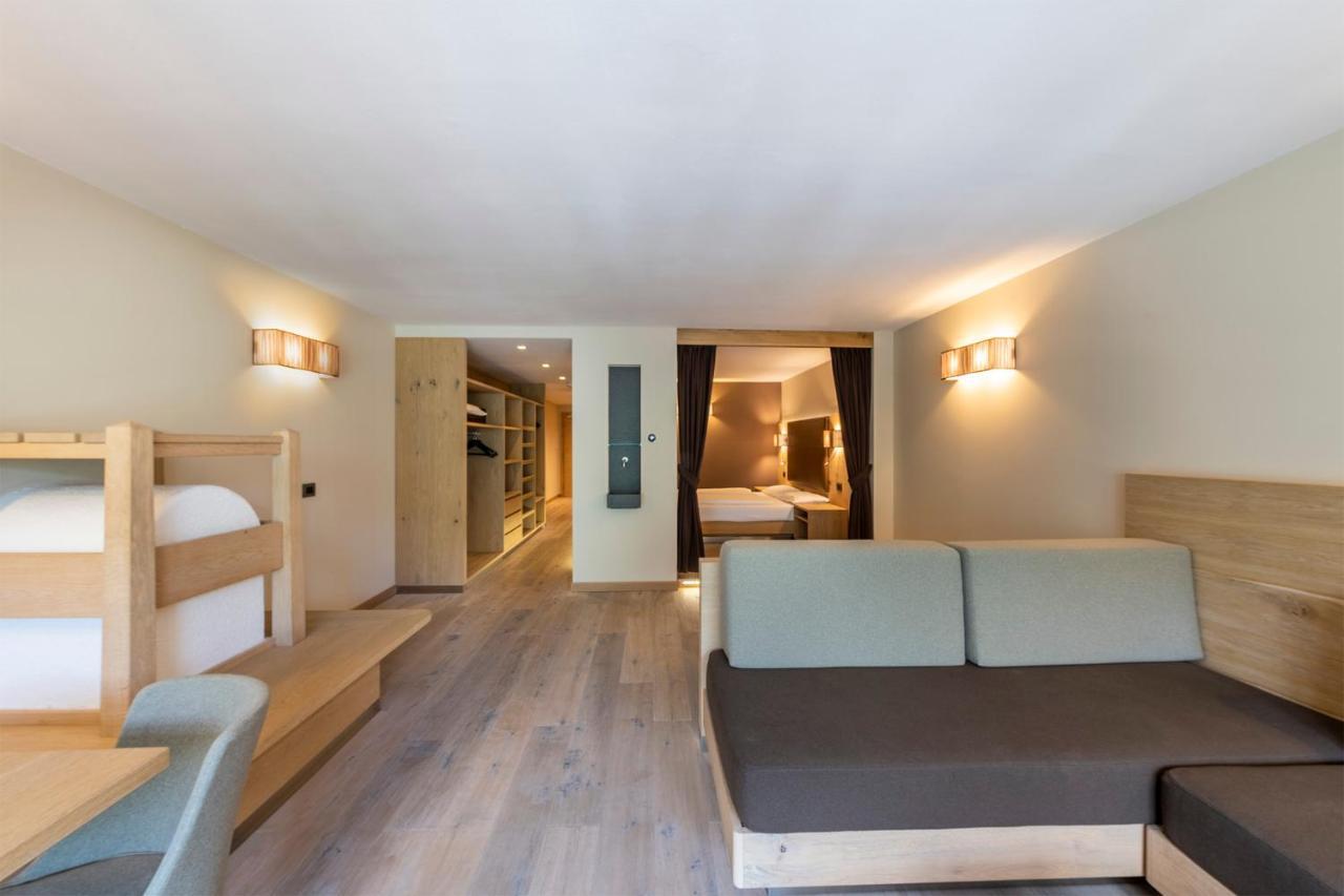 Design & Suite Hotel Ciarnadoi Виго ди Фаса Екстериор снимка