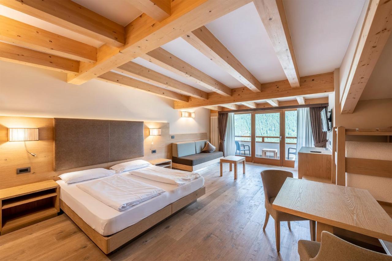 Design & Suite Hotel Ciarnadoi Виго ди Фаса Екстериор снимка