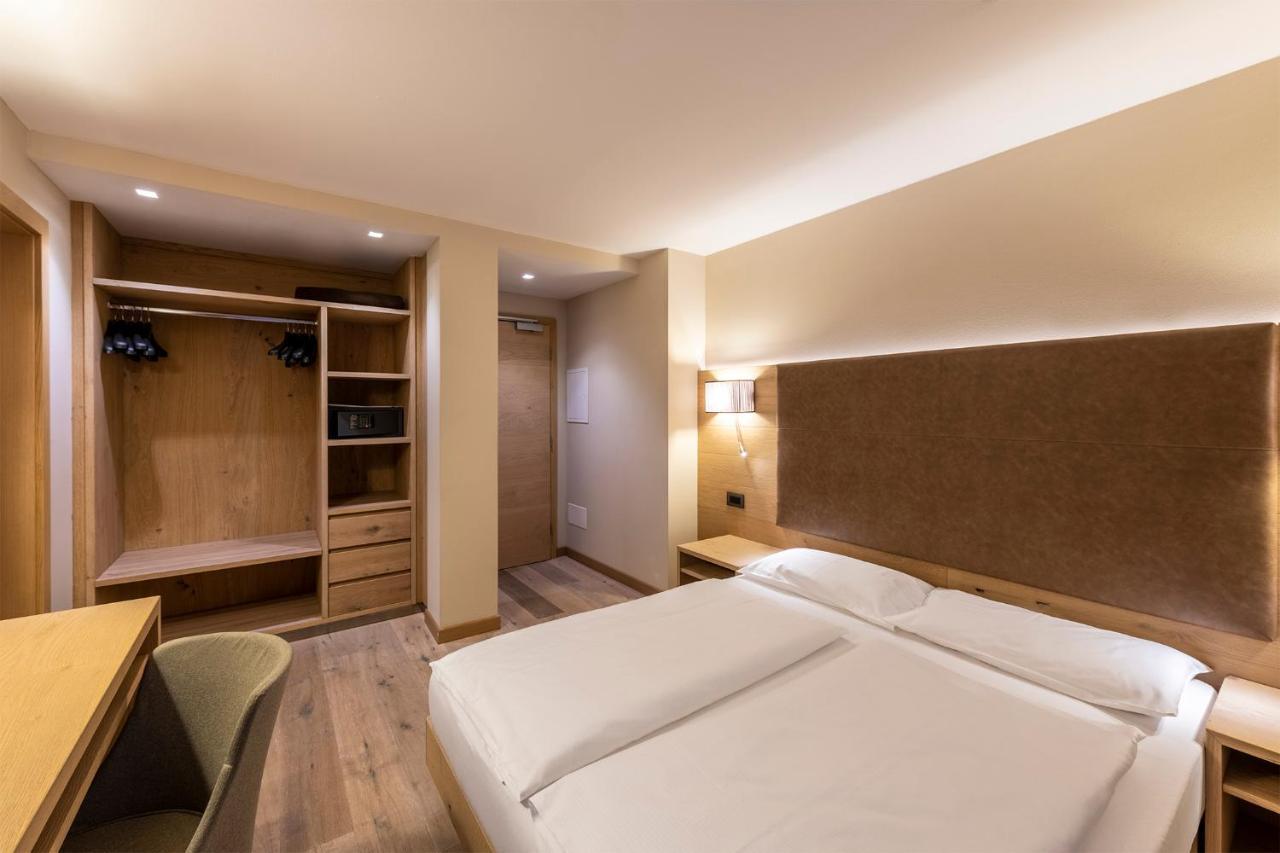 Design & Suite Hotel Ciarnadoi Виго ди Фаса Екстериор снимка